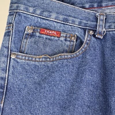 Chaps Men's 40 X 30 Classic Fit 5-Pocket Cotton Denim Jeans - Thumbnail 2