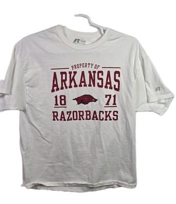 Vintage Men's XL White Arkansas Razorbacks Short Sleeve T-Shirt - Image 1