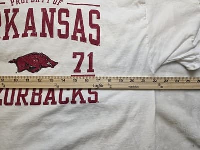 Vintage Men's XL White Arkansas Razorbacks Short Sleeve T-Shirt - Thumbnail 5