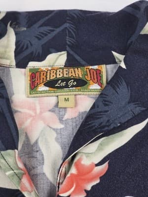 Caribbean Joe Women' s Medium Black Floral Hawaiian Blouse - Thumbnail 3
