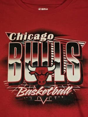 NWT Chicago Bulls Childs Small 6/7 Red Short Sleeve T-Shirt - Thumbnail 2