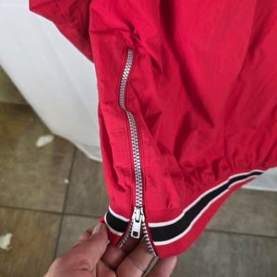 Vintage NCAA Wisconsin Badgers Mens Large Red Pullover - Thumbnail 5