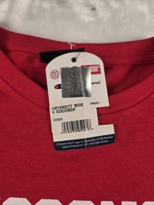 NWT Champion Wisconsin Badgers Men's Large Red Short Sleeve T-Shirt - Thumbnail 5