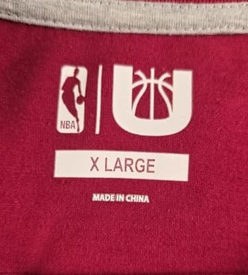 Cleveland Cavaliers Men's XL Red & Blue Long Sleeve Shirt - Thumbnail 4