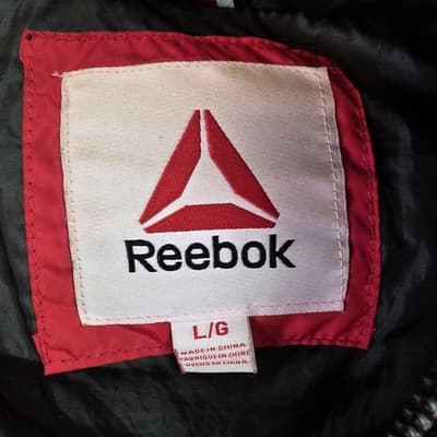Vintage Reebok Men's Large Red / Black Full Zip Puffer Jacket RN#127805 - Thumbnail 5
