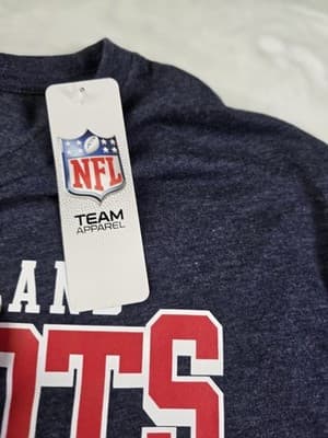 NWT New England Patriots Men's Large Dark Gray Short Sleeve Shirt - Thumbnail 5