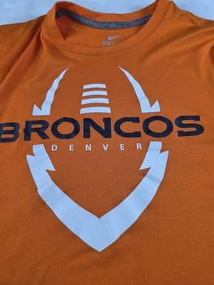 Nike Denver Broncos Men's Small Dri-Fit Orange Athletic Training Shirt - Thumbnail 2