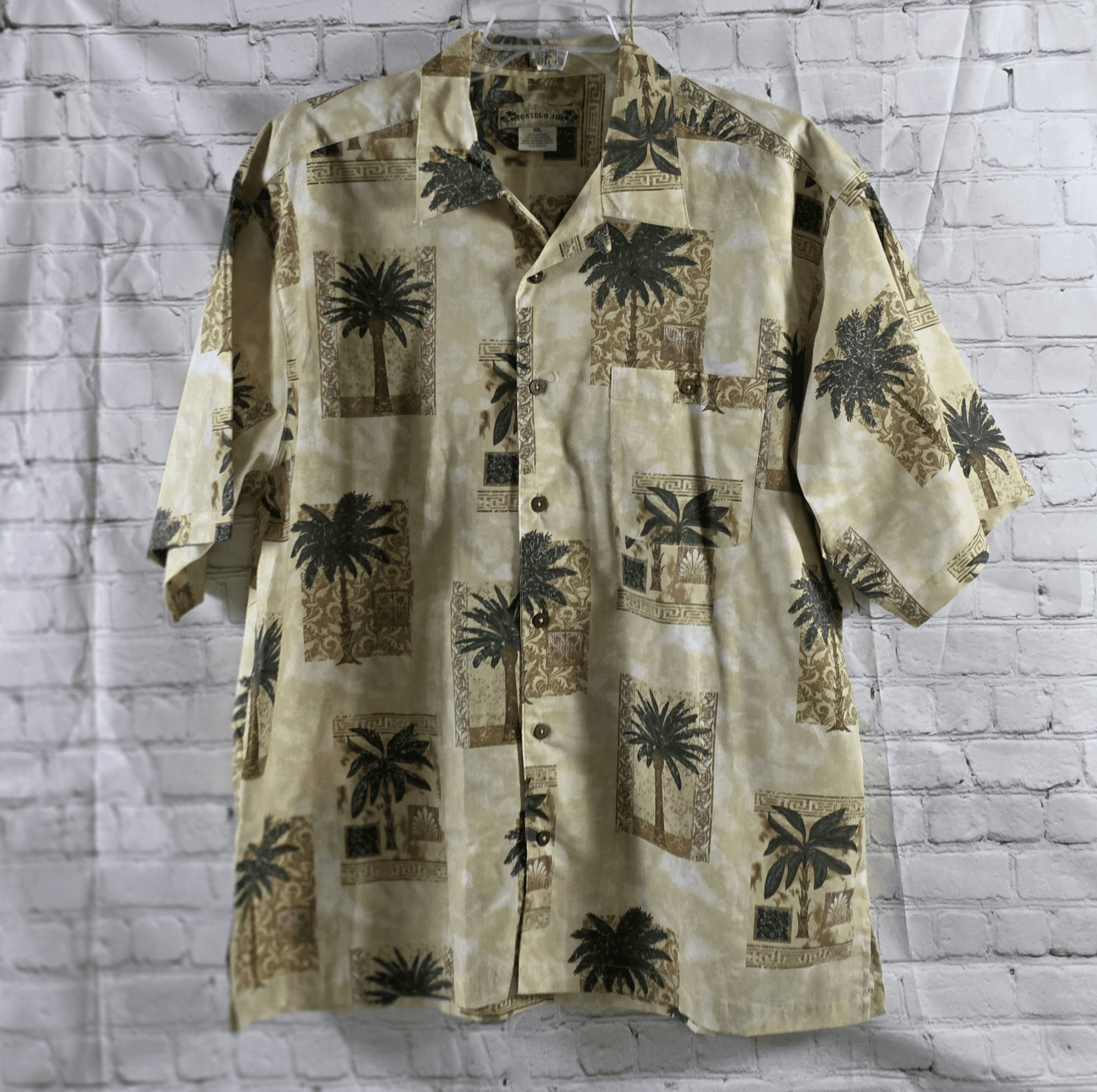Montego Joe Men's XXL Hawaiian Short Sleeve Button Up Shirt - Image 1