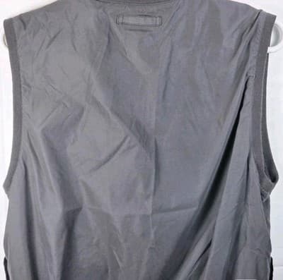 Izod Men's Large Black Mesh Lined V-Neck Windbreaker Vest - Thumbnail 6