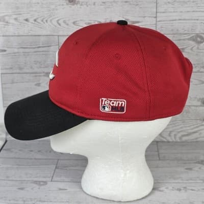 MLB Cincinnati Reds Baseball Cap Red And Black Snap Back Adjustable Cap - Thumbnail 3
