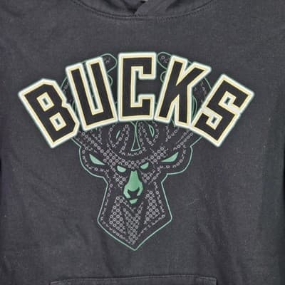 Milwaukee Bucks Small Black Long Sleeve Hoodie - Thumbnail 2