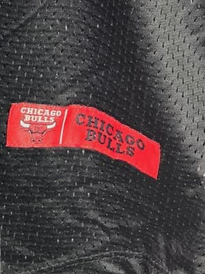 Chicago Bulls Men’s Large Mesh NBA Button Up Jersey - Thumbnail 3