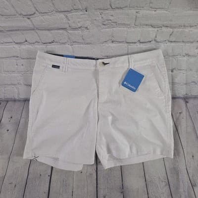 Columbia Women's Size 16 White Harborside Regular Fit Shorts - Image 1