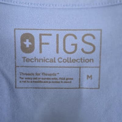 Figs Women’s Medium Blue Casma V-Neck 3 Pocket Scrub Top PW1000 - Thumbnail 3