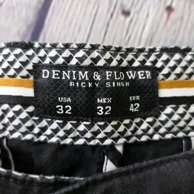 Denim And Flower Men's 32" Black Oxford Cotton Shorts - Thumbnail 3