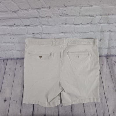 Tommy Bahama Men's 38 Chino Flat Front Shorts - Thumbnail 7