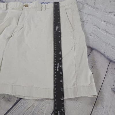 Tommy Bahama Men's 38 Chino Flat Front Shorts - Thumbnail 9