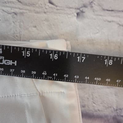 Nike Golf Dry Fit Size 10 Ivory/Off White Shorts - Thumbnail 5