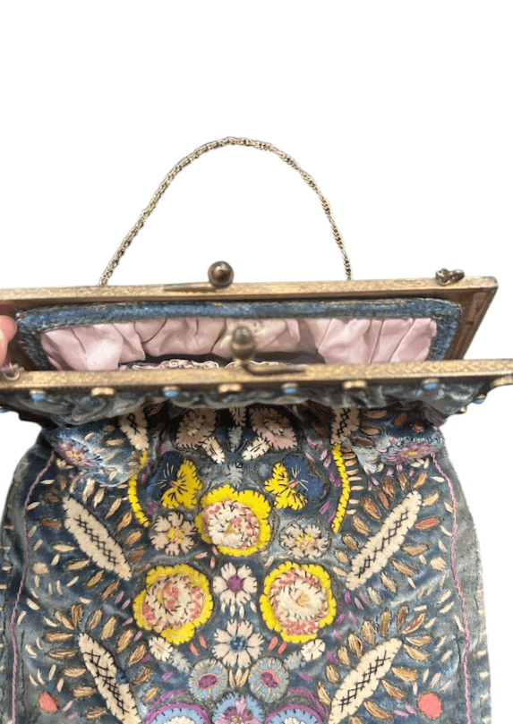 Antique 1920s/30s French Cornflower Blue Silk Velvet Evening Bag with Raised Stumpwork and Jeweled Filigree Frame - Thumbnail 11