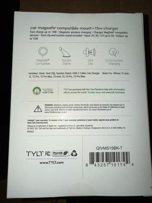TYLT 15W MagSafe Venti Car Mount - Black - Thumbnail 2