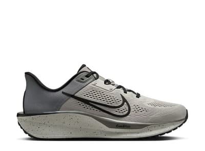 Man's Athleisure Nike Quest 6 Running Shoe Men’s Size 11.5 US 🔥🔥🔥🔥🔥 - Image 1