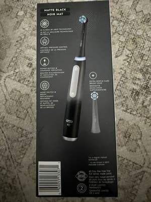 Oral-B iO Deep Clean Electric Powered Toothbrush iO Series 3 Limited -Black 🔥🔥 - Thumbnail 2