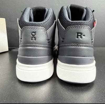Women’s 6.5 On Running The Roger Clubhouse Mid Shoes Black Eclipse 98.98498 NIB - Thumbnail 7