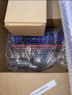 Dyson V8 Plus Vacuum Cleaner Cordless Stick Silver/Nickel SV25 REFURBISHED! 🔥🔥 - Thumbnail 9