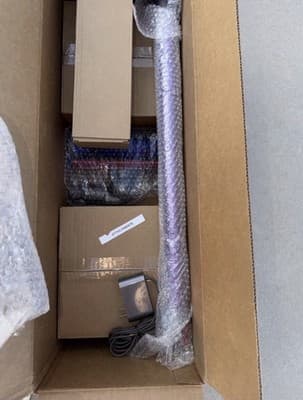 Dyson V8 Plus Vacuum Cleaner Cordless Stick Silver/Nickel SV25 REFURBISHED! 🔥🔥 - Thumbnail 10