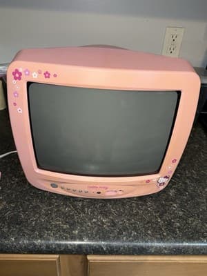 Hello Kitty Pink 13" Vintage CRT Retro Game TV HK TV13 With Remote - WORKING - Thumbnail 6