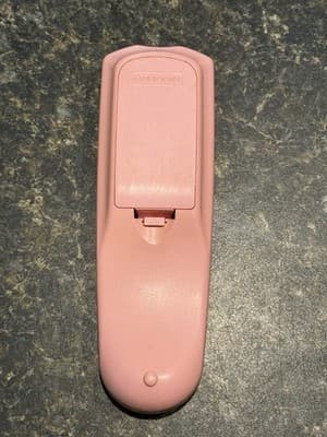 Hello Kitty Pink 13" Vintage CRT Retro Game TV HK TV13 With Remote - WORKING - Thumbnail 24