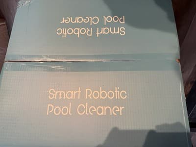 Seauto Robotic Wall Climbing Pool Cleaner Brand New 2024 Model “The Crab" 🔥🔥 - Thumbnail 3