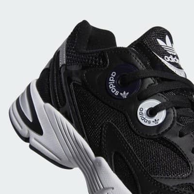 Adidas Women US 6.5 Astir Sneakers Black IE9886 BRAND NEW IN BOX!!! 🔥🔥🔥🔥🔥 - Thumbnail 9