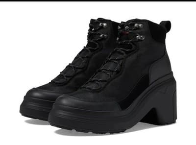 New HUNTER Black Ankle Boots Women's Sz 9 Insulated Waterproof Winter Hiking NIB - Image 1