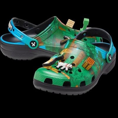 Boy's Casual Shoes Crocs Minecraft Classic Clog C12 BRAND NEW WITH ORIGNAL TAGS - Thumbnail 2