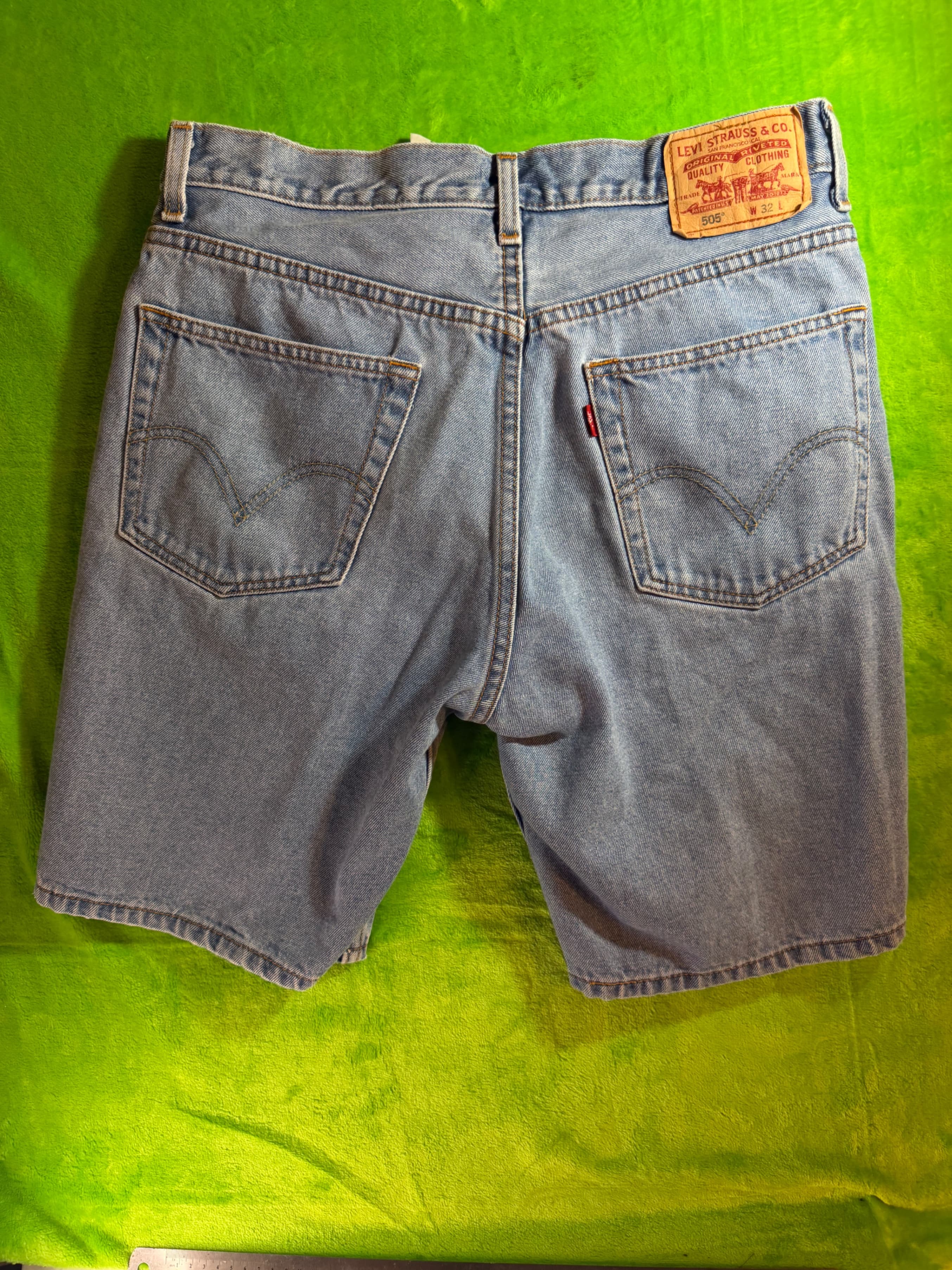 Vintage Y2K Levi's 505 Jorts Mens W32 Light Wash Denim Jean Shorts Regular Fit - Thumbnail 2