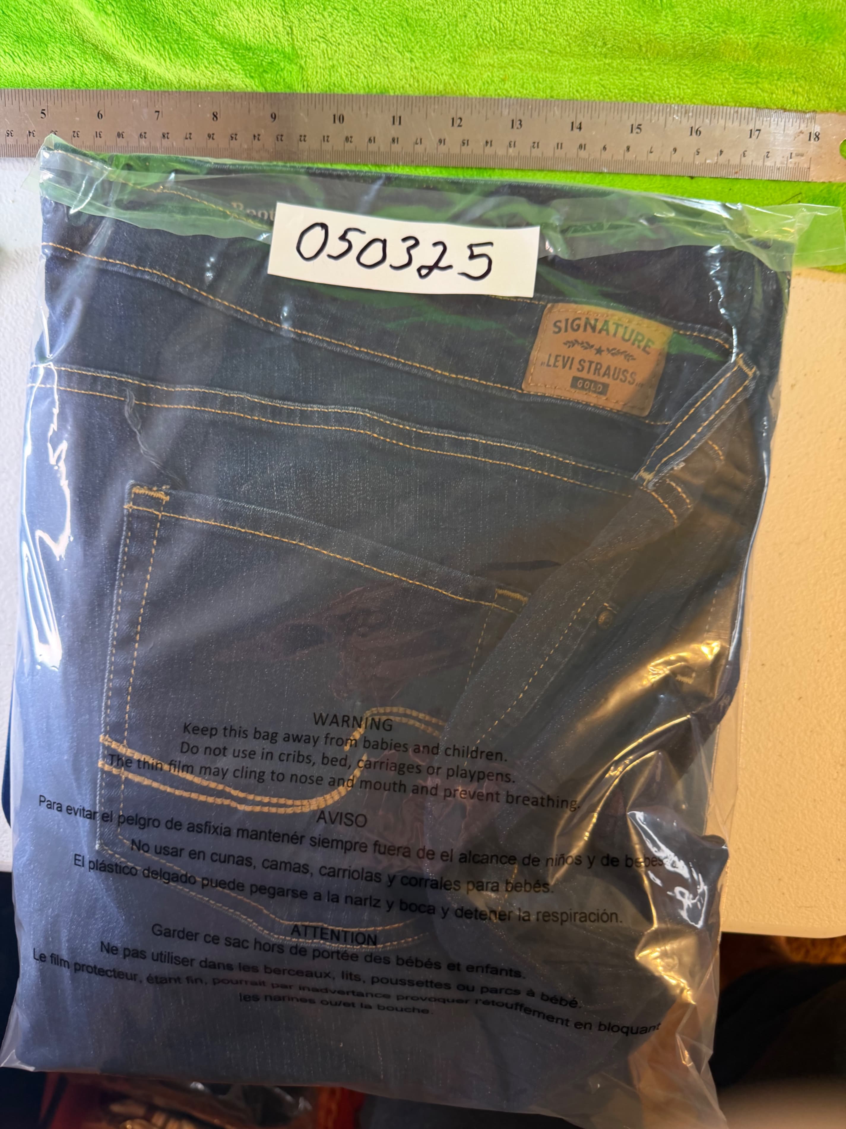 Signature Levi Strauss Gold Womens Plus 26S W38 L30 Mid Rise Boot Cut Jeans Dark - Thumbnail 12