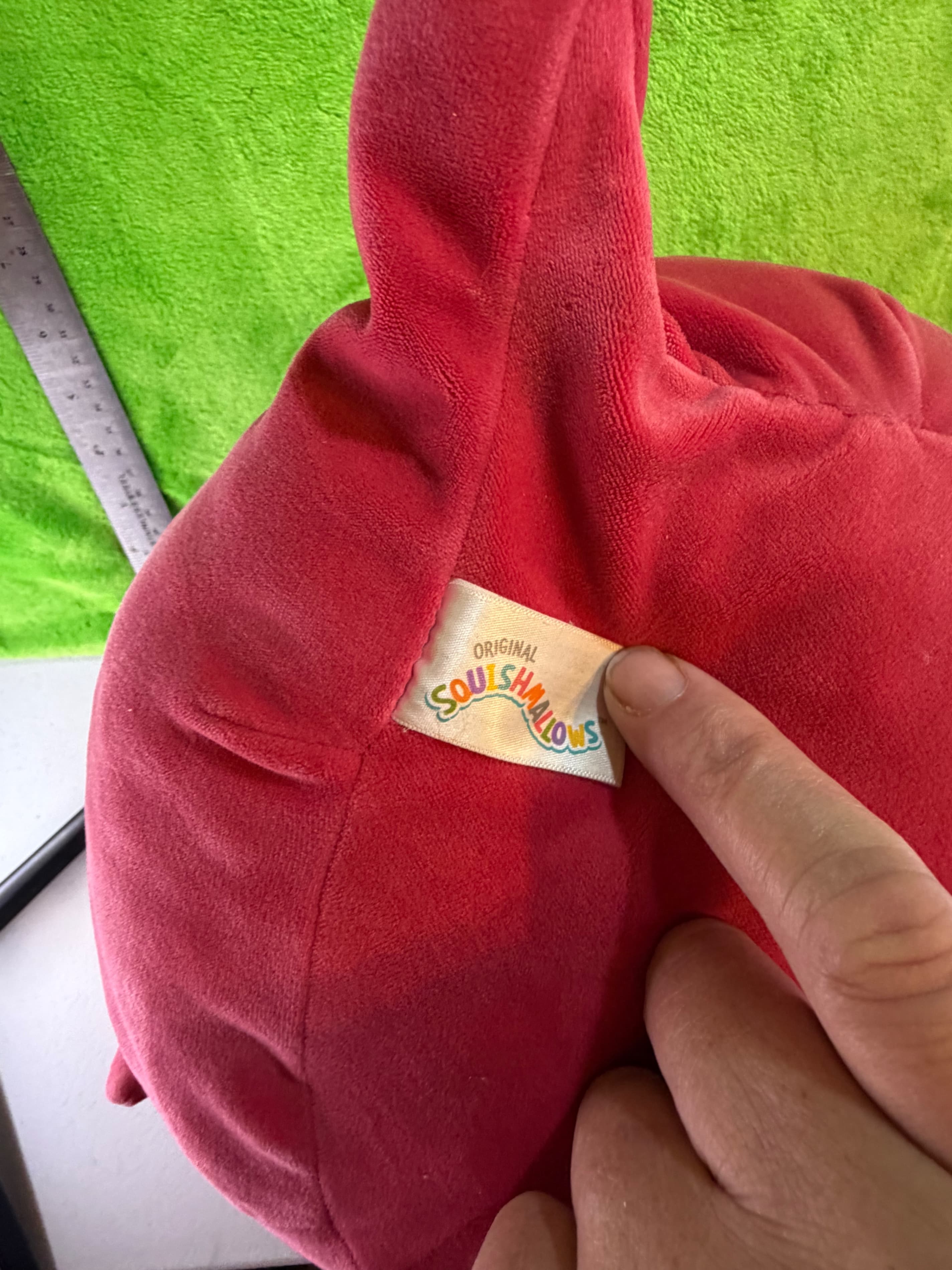 Squishmallows IndieMae 12" Red Axolotl Valentine Hearts Fuzzy Belly Plush 2024 - Thumbnail 4