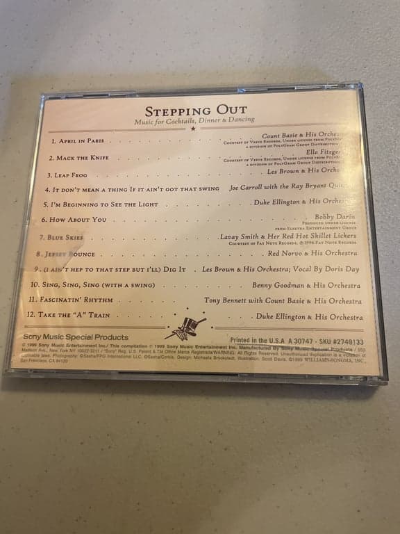 Williams Sonoma Stepping Out: Music for Cocktails, Dinner & Dancing CD - Thumbnail 2