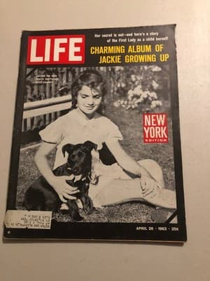 LIFE Magazine Apr 26 1963 New York Edition Jackie Growing Up Cover Vintage - Image 1