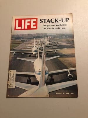 Life Magazine August 9 1968 Stack-Up Air Traffic Jam Vintage Issue Marlboro Ad - Image 1