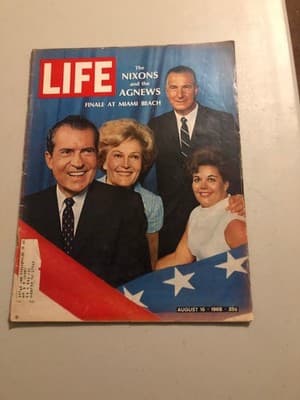 LIFE Magazine Aug 16 1968 The Nixons and the Agnews Finale at Miami Beach Cover - Image 1