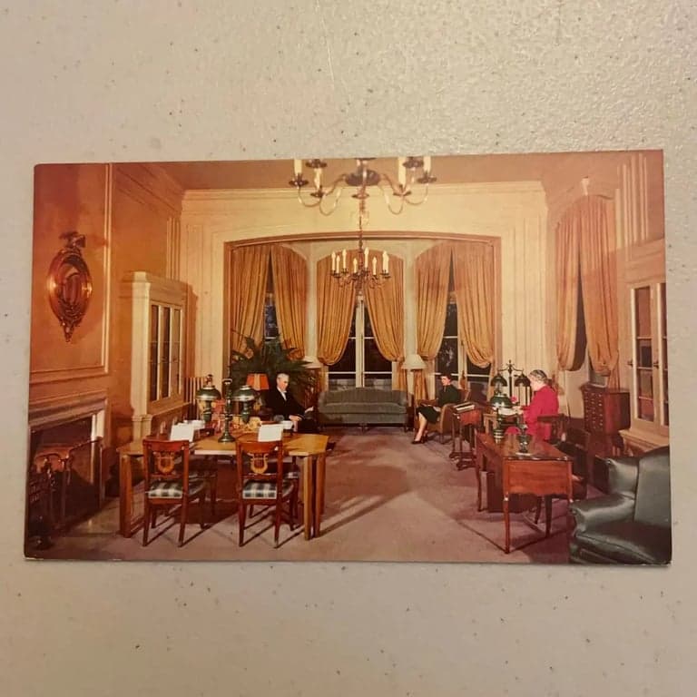 Living Room Of Presidential Suite..Congress Hotel..Chicago..Vintage Postcard - Image 1