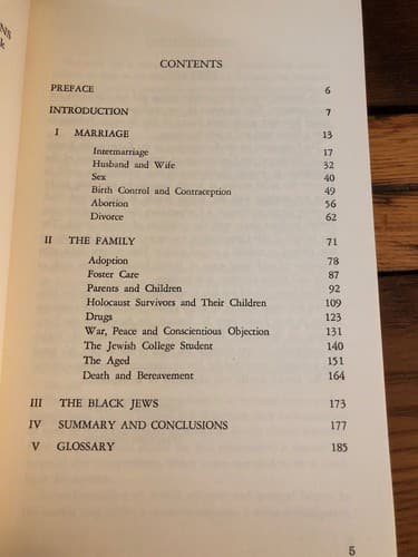The Jewish Family: A Compendium - Thumbnail 2