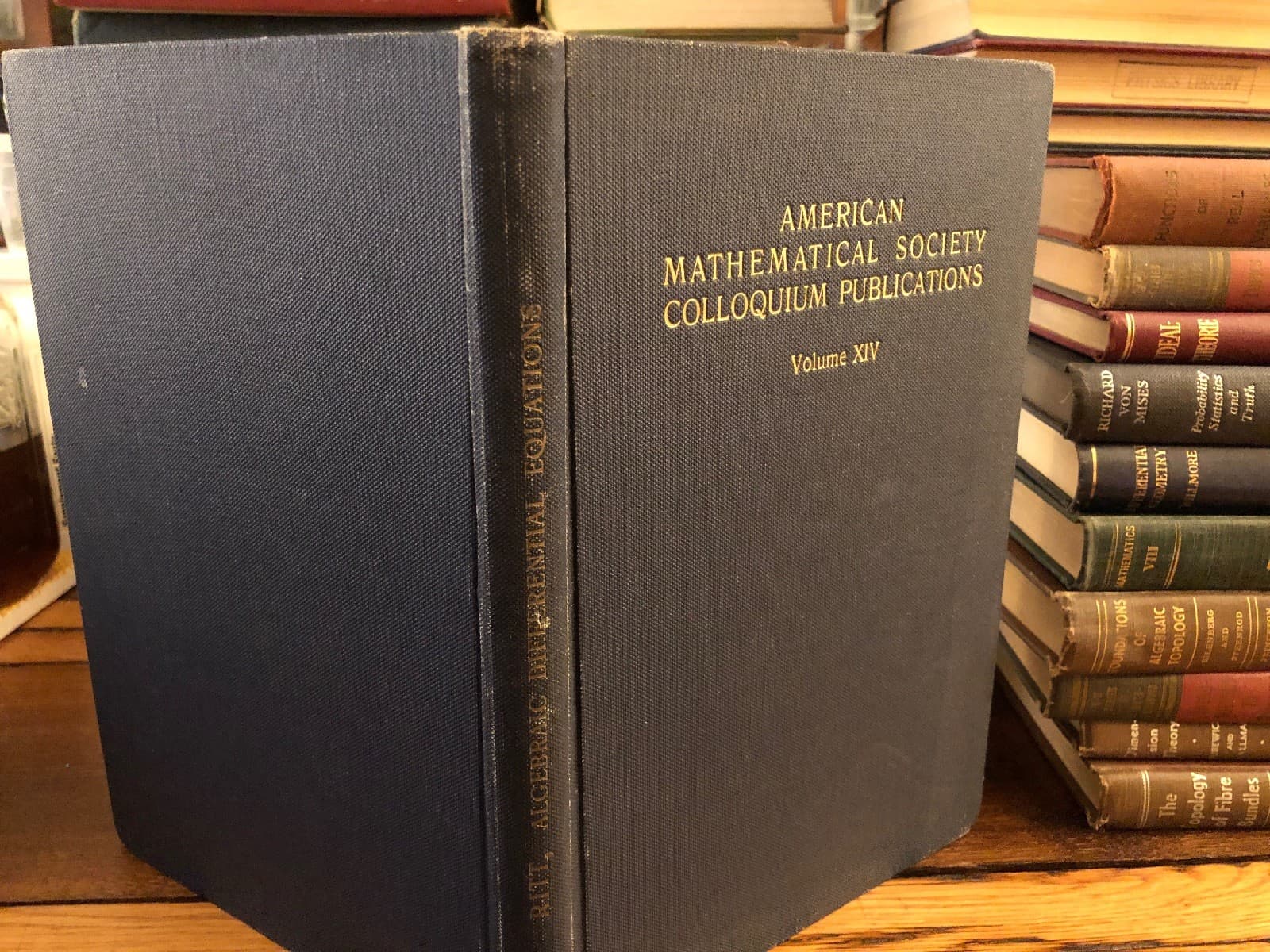 American Mathematical Society Colloquium Publications Volume XIV: DIFFERENTIA... - Image 1