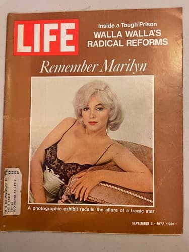 Life Magazine - September 8, 1972 Remember Marylin photographic exhibit recallin - Image 1