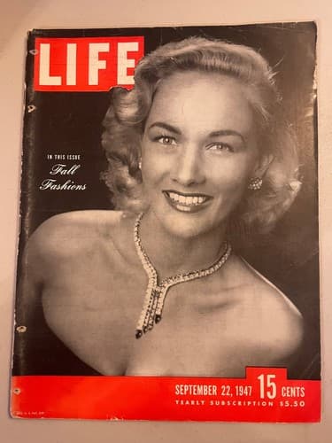 Life Magazine - September 22, 1947 fall fashions, homing pigeons, tuna tournamen - Image 1