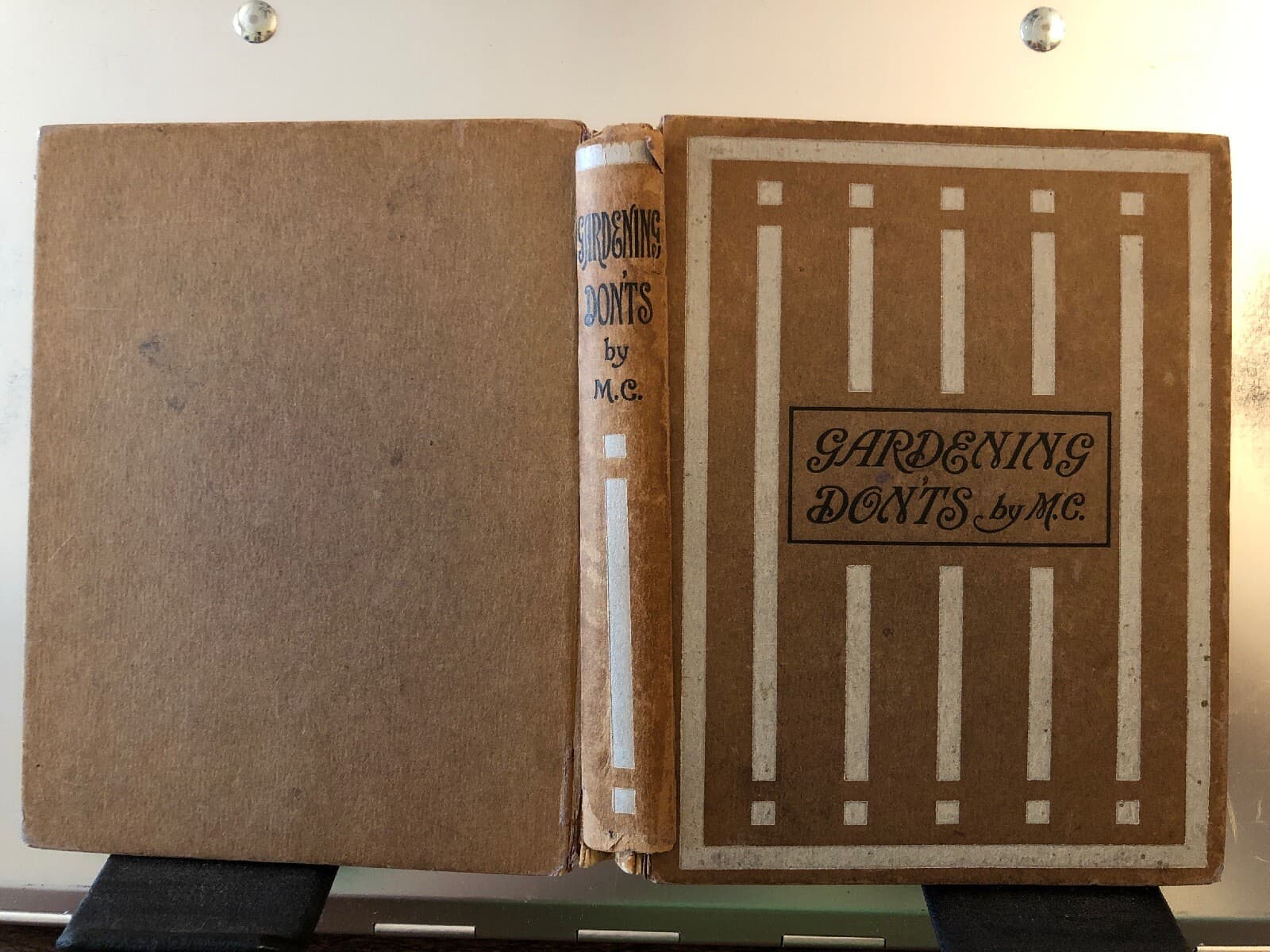 rare GARDENING DON'TS Marrion Chappell 1913 Bickers 17 Photos Hampshire - Thumbnail 2
