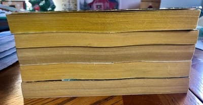 5 books by Alistair MacLean 1974 Fawcett Crest Western - Thumbnail 13