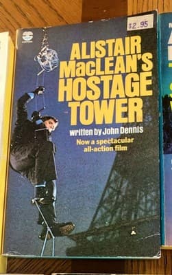 5 books by Alistair MacLean 1972 Paperback Fawcett Crest War Thriller - Thumbnail 3